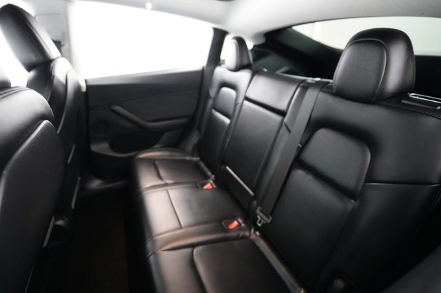 2022 Tesla Model Y — photo 19 of 21