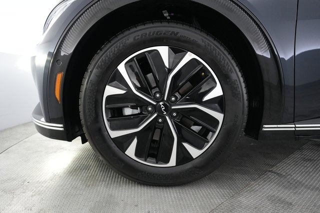 2024 Kia EV6 — photo 16 of 21