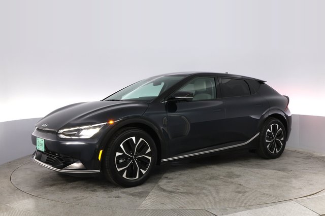 2024 Kia EV6 — photo 14 of 21