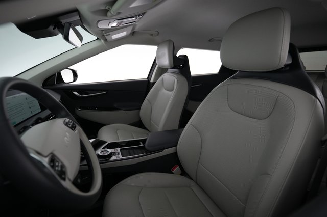 2024 Kia EV6 — photo 3 of 21