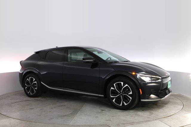 2024 Kia EV6 — photo 11 of 21