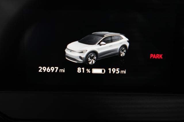 2023 Volkswagen ID.4 — photo 5 of 23