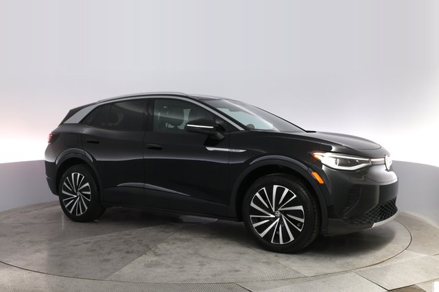 2023 Volkswagen ID.4 — photo 11 of 23