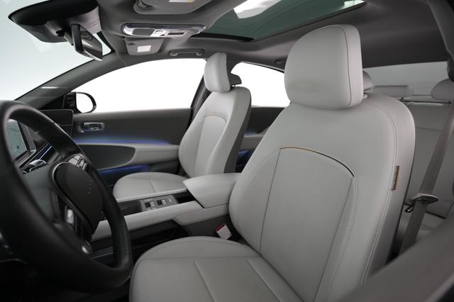 2023 Hyundai IONIQ 6 — photo 3 of 21