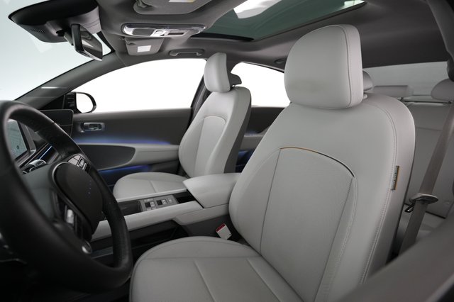 2023 Hyundai IONIQ 6 — photo 3 of 21