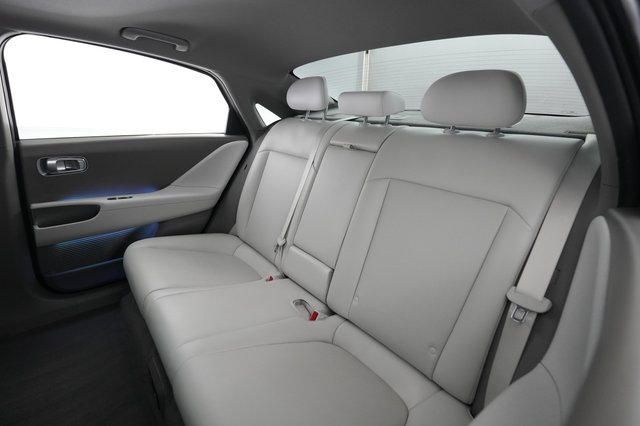 2023 Hyundai IONIQ 6 — photo 19 of 21