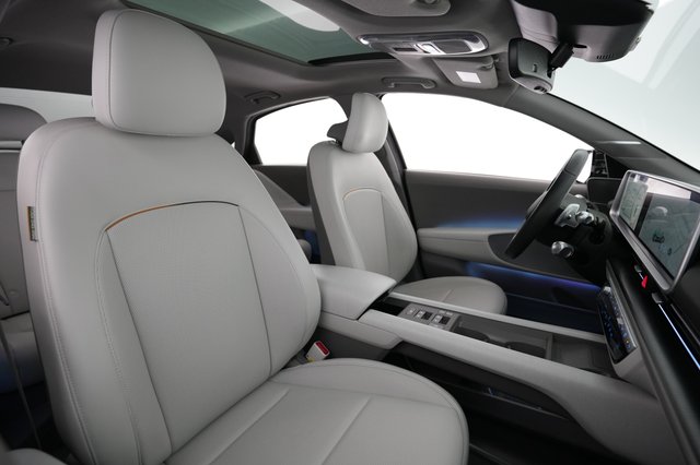 2023 Hyundai IONIQ 6 — photo 18 of 21
