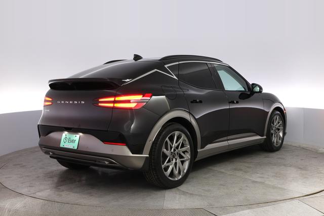 2023 Genesis GV60 — photo 2 of 22
