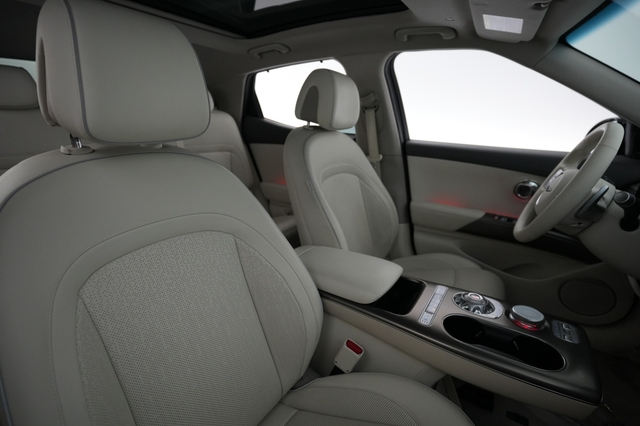 2023 Genesis GV60