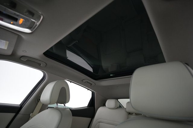 2023 Genesis GV60 — photo 20 of 22