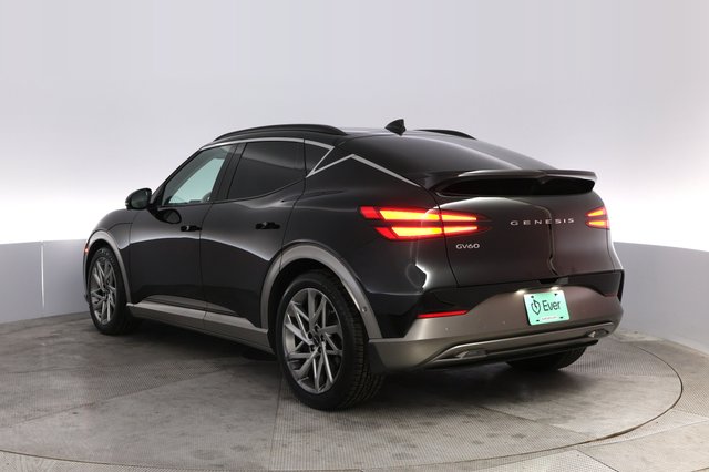2023 Genesis GV60 — photo 13 of 22