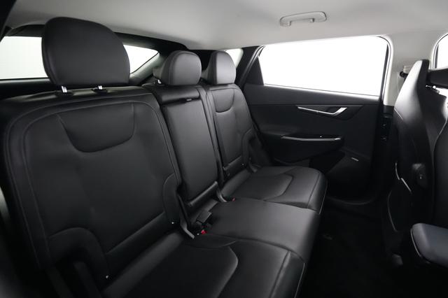 2023 Kia EV6 — photo 4 of 21