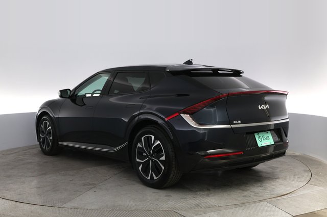 2023 Kia EV6 — photo 13 of 21