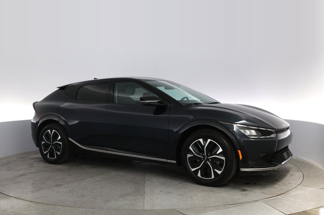 2023 Kia EV6 — photo 11 of 21