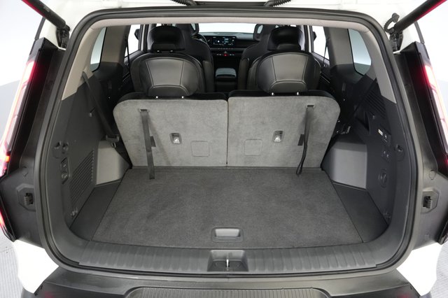 2024 Kia EV9 — photo 6 of 22