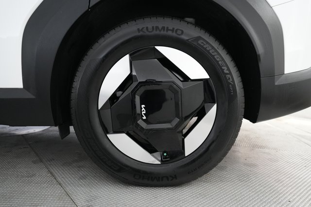 2024 Kia EV9 — photo 7 of 22