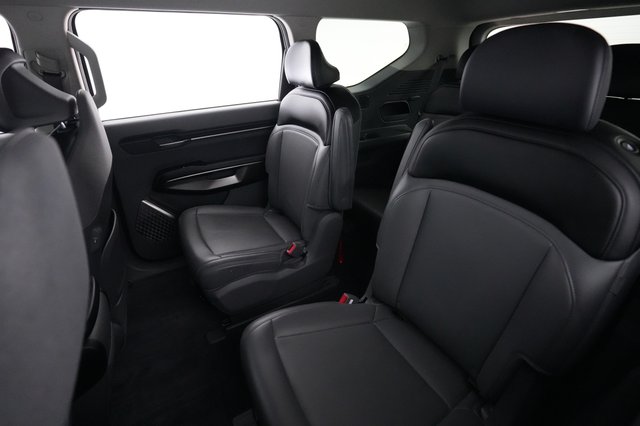 2024 Kia EV9 — photo 19 of 22