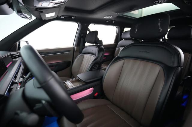2024 Kia EV9 — photo 3 of 21