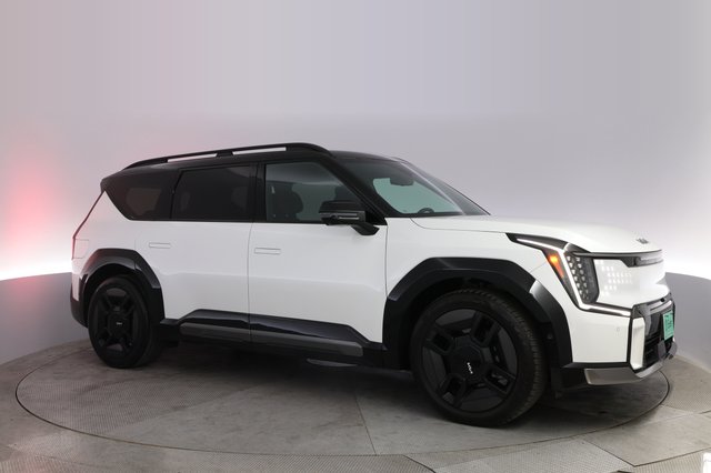 2024 Kia EV9 — photo 11 of 21