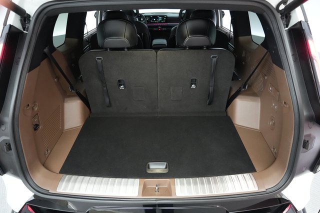 2024 Kia EV9 — photo 6 of 21