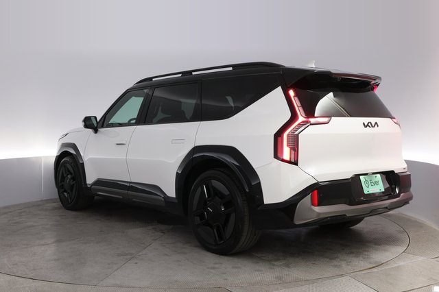 2024 Kia EV9 — photo 13 of 21