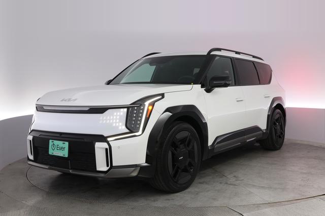 2024 Kia EV9 — VIN KNDAEFS55R6022149