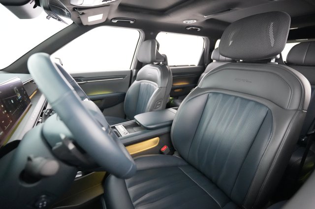 2024 Kia EV9 — photo 3 of 22