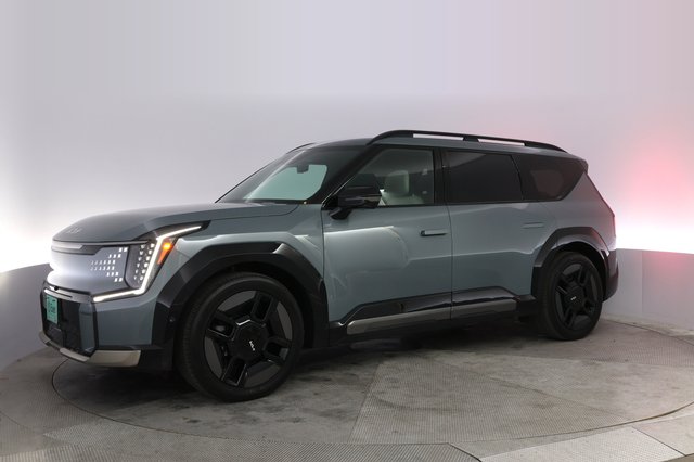 2024 Kia EV9 — photo 14 of 20