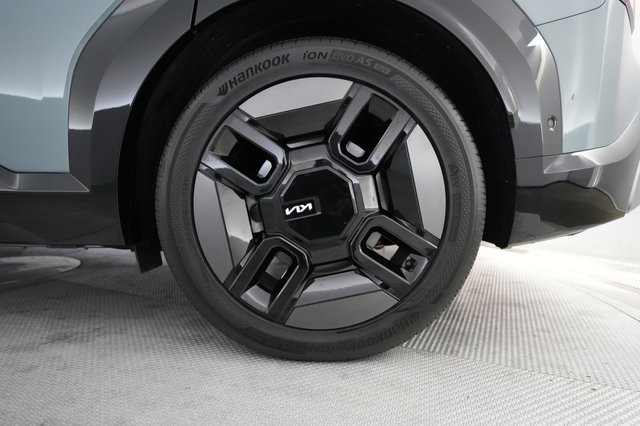 2024 Kia EV9 — photo 7 of 20