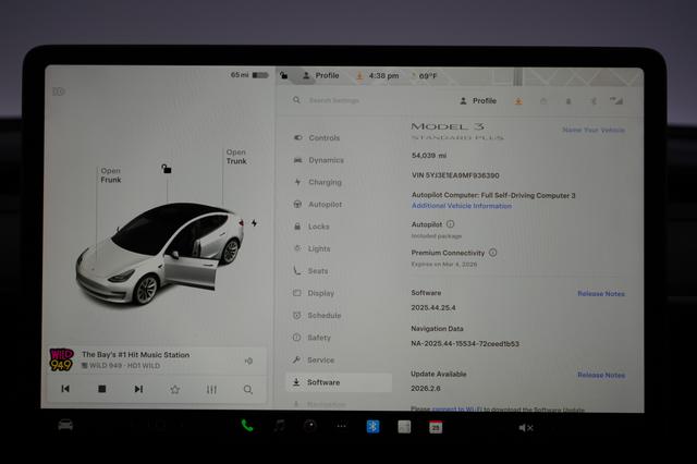 2021 Tesla Model 3 — photo 5 of 25