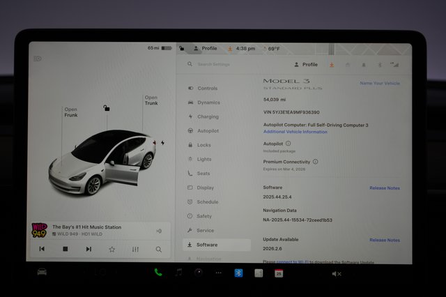 2021 Tesla Model 3 — photo 5 of 25