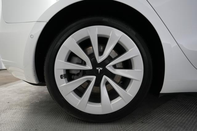 2021 Tesla Model 3 — photo 7 of 25