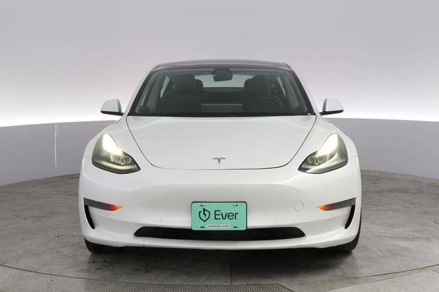 2021 Tesla Model 3 — photo 9 of 25