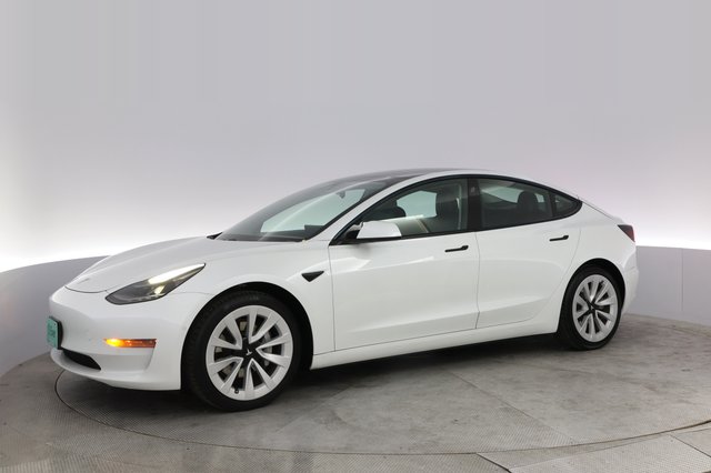 2021 Tesla Model 3 — photo 14 of 25