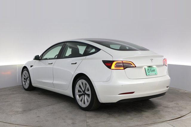 2021 Tesla Model 3 — photo 13 of 25