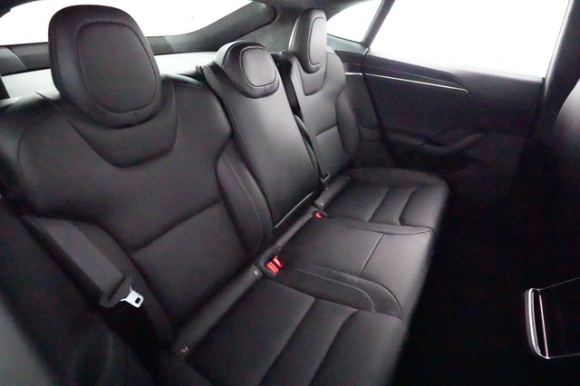 2022 Tesla Model S — photo 4 of 21