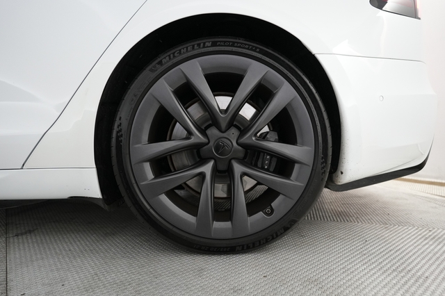 2022 Tesla Model S