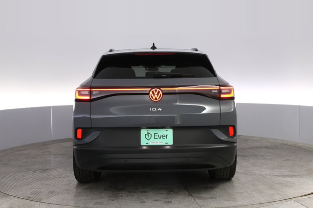 2023 Volkswagen ID.4 — photo 12 of 20