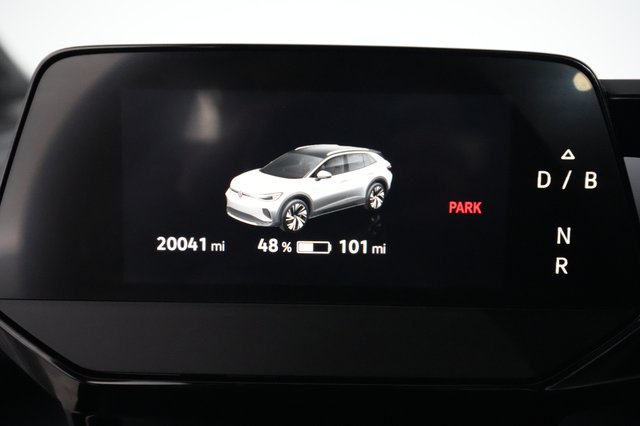 2023 Volkswagen ID.4 — photo 5 of 20