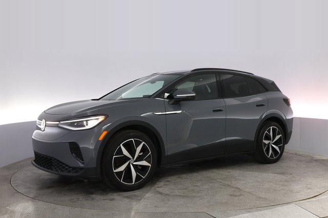 2023 Volkswagen ID.4 — photo 14 of 20
