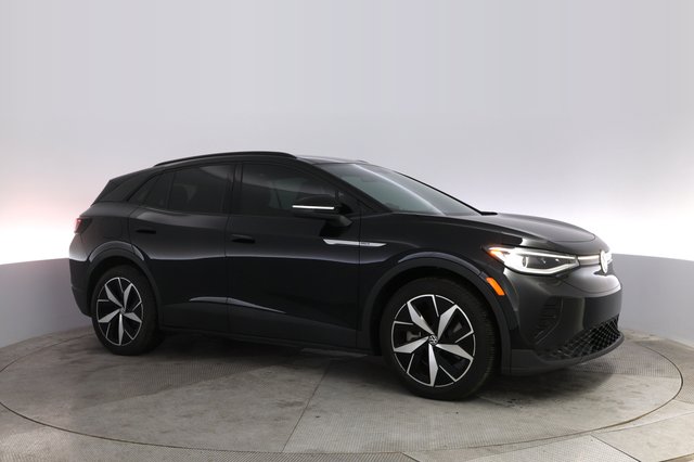 2023 Volkswagen ID.4 — photo 11 of 20