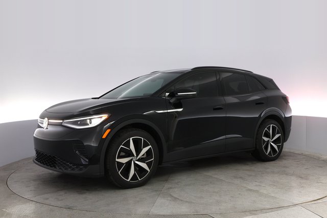 2023 Volkswagen ID.4 — photo 14 of 20