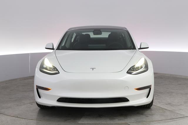 2023 Tesla Model 3 — photo 9 of 21