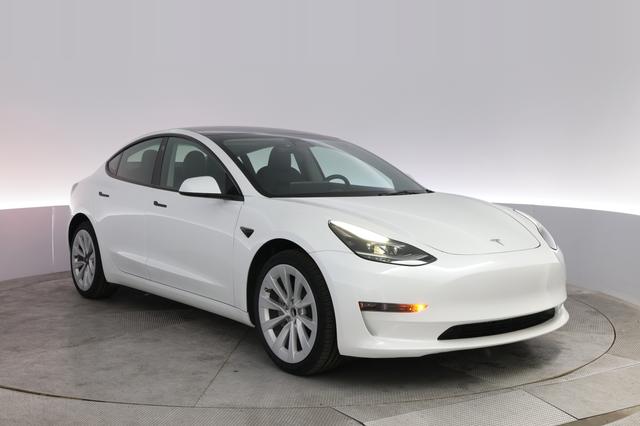 2023 Tesla Model 3 — photo 10 of 21