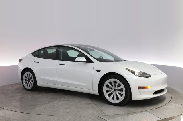 2023 Tesla Model 3 — photo 11 of 21