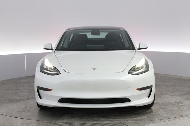 2023 Tesla Model 3 — photo 9 of 21