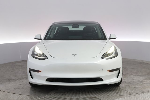 2023 Tesla Model 3 — photo 9 of 21