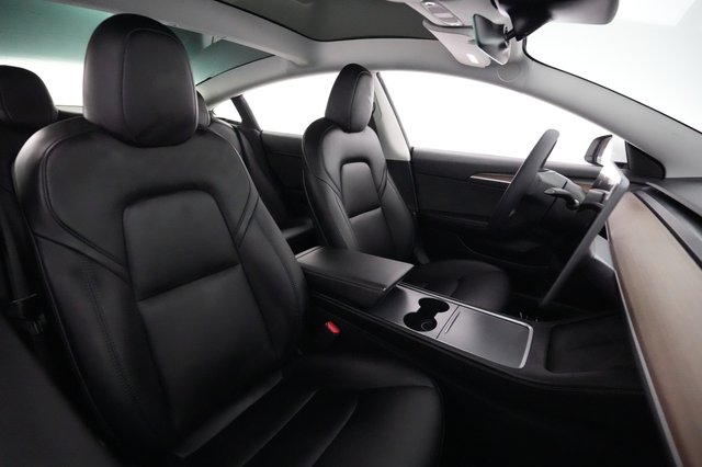 2023 Tesla Model 3 — photo 18 of 21