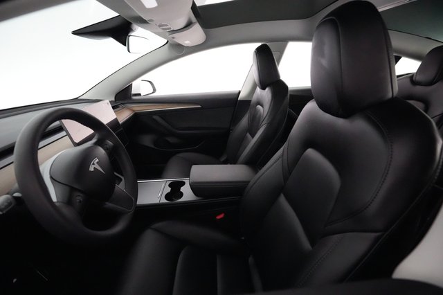 2023 Tesla Model 3 — photo 3 of 21