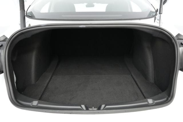 2023 Tesla Model 3 — photo 6 of 21